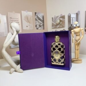 💹75✍️专柜版本
天鹅绒黄金80ml
Orientica Velvet Gold, 2022
品牌：东方
香调：花香调
前调：粉红胡椒 焦糖 紫罗兰 香柠檬
中调：广藿香 脂粉味 玫瑰
后调：麝香 动物气息 香草
属性：女香