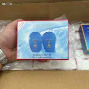 💹30✍️明通版本,单只,老版
💹60✍️明通版本,两只装
老版 资生堂蓝胖子防晒50ml,件50套,
高版本,质量全A溜 现货供应!