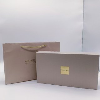 💹115✍️专柜版本
阿玛尼高定私藏香氛十四件套7.5ml×14
ARMANI PPIVE
玉龙茶幻沙版,苏州牡丹幻沙版,米兰玫瑰幻沙版,冬宫岩兰草,高定威尼斯柑橘,海屿青柏,伊甸园无花果,颐和清橙,玉龙茶清新版,苏州牡丹清新版,米兰玫瑰清新版,和风茉莉,安提瓜栀子花,亚历山大玫瑰