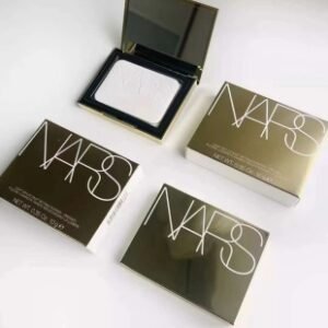 💹32✍️专柜版本
Nars 纳斯金色粉饼10g
