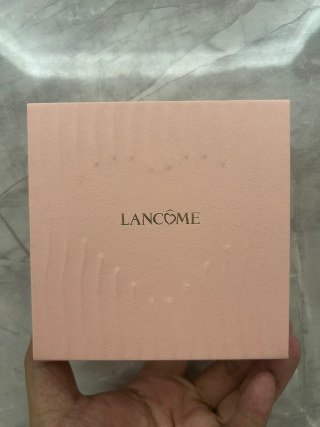 💹90✍️专柜版本,价格调整
兰蔻七夕爱在朝夕口红两件套!
色号自选273-360-370