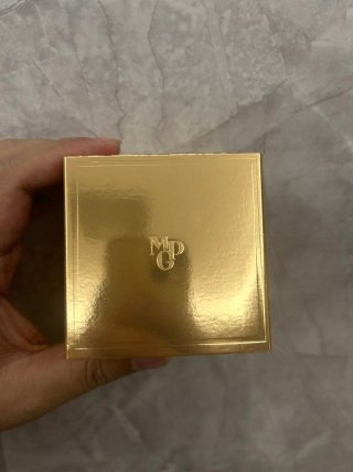 💹75✍️明通版本
毛戈平奢华鱼子酱面膜30g,独家私模,细节全对版,味道对香,市面最高版本,正品质量直供.
