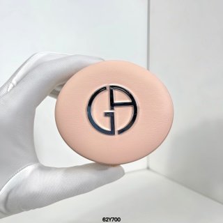 💹45✍️专柜版本
阿玛尼裸粉小羊皮气垫15g!现货色号:3#。