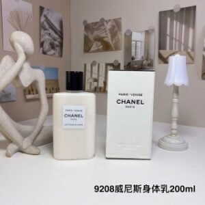 💹50✍️专柜版本
香奈儿之水身体乳200ml，6款，分别为：巴黎身体乳，爱丁堡身体乳，杜维埃身体乳，里维埃身体乳，威尼斯身体乳，比亚利身体乳