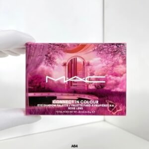 💹35✍️专柜版本
MAC六色眼影盘🔜4色:2F#,2G#,2K#,2L#。
Mac魅可摩登幻境花园6色眼影盘!未来幻境眼影盘。
(2F)玫瑰热恋盘 rose lens
(2G)早八酒红盘 embedded in rurgundy
(2k)金铜派对盘 bronze influence
(2L)清冷哥特盘 encrypted kryptonite