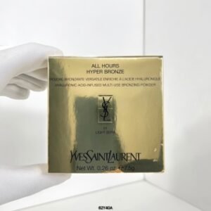 💹55✍️专柜版本
圣罗兰古铜色皮革粉饼7.5g！色号：色号：01#，02#。