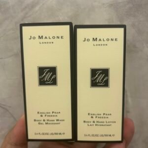 💹22✍️专柜版本
祖马龙英国梨沐浴露100ml.
祖马龙英国梨身体乳100ml.
