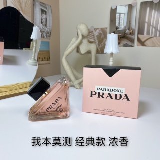 💹15✍️Q版小样7ml
💹45✍️经典款浓香50ml-90ml,浓情版90ml,花镜版90ml,
💹50✍️浓香精版90ml(2025)
普拉达 我本莫测 香水系列,
我本莫测经典款浓香Q版小样7ml-50ml-90ml
我本莫测浓情版/馥郁版90ml
我本莫测花镜版90ml
我本莫测浓香精版90ml(2025)