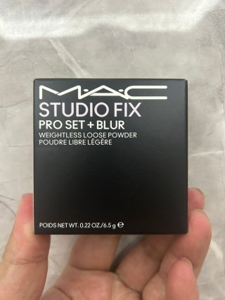 💹35✍️专柜版本
新版mac散粉6.5g.现货3色,色号:01粉白-粉粉嫩 02紫色-绝绝紫爆款 03肤色-自然肤色,新日期,可配中文标,需要下单备注!