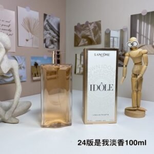 💹50✍️专柜版本
兰蔻是我超薄玫瑰100ml 24版/兰蔻是我淡香水100ml
Lancome ldôle Eau De Toilette, 2024
品牌：兰蔻
属性：女香
香调：绿叶花香调
前调：茶叶
中调：玫瑰
后调：香柠檬
