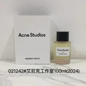 💹60✍️专柜版本
021242法国德瑞克马尔艾尼克工作室100ml！