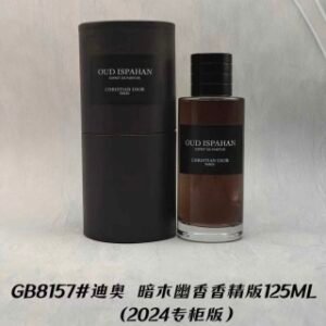 💹65✍️专柜版本
2024专柜版，迪奥 暗木幽香香精版125ml
2024专柜版，迪奥 幸运风铃香精版125ml