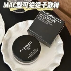 💹35✍️专柜版本
MAC定制无暇散粉6.5g,四色❗️
01元气粉-02绝绝紫
03自然裸-04油拜拜