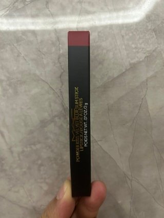 💹35✍️明通版本
MAC黑魔杖细管口红2g.现货9色:876-877-886-889-891-892-893-894-899.对版对味.市场独家质量.非流通货.供平台.可配中文标.需要下单备注.
