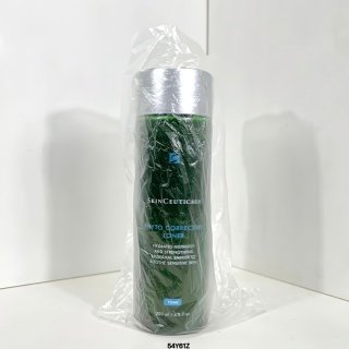 💹30✍️专柜版本
修丽可色修精华水200ml ,可配中文标✔修丽可植萃舒缓精华水200ml新品色修精华水要来咯!💚主打退红、维稳、修护与补水四大功效,为肌肤带来全方位的呵护
