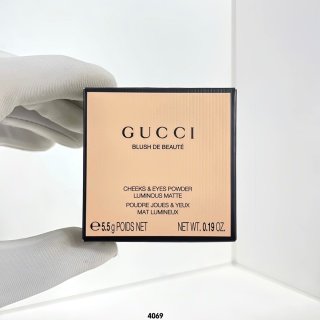 💹25✍️专柜版本
GUCCI古驰腮红5.5g🔜8色:01#-02#-03#-04#-05#-06#-07#-09#。古驰倾慕星动腮红5.5g,Gucci复古星星限定晒红疯狂心动gucci古驰复古星星限定腮红!
#01心动玫瑰
#02倾慕嫩杏
#03灿烂星粉
#04灵动蜜桃
#05干枯玫瑰
#06微醺浆果
#07浪漫樱粉
#09冰透梅子