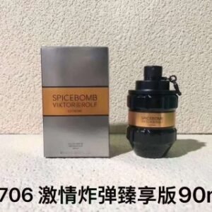 💹55✍️专柜版本
维克多与罗夫 香水90ml
9706# 激情炸弹臻享版90ml
1556# 激情炸弹午夜版90ml
5346# 激情炸弹90ml