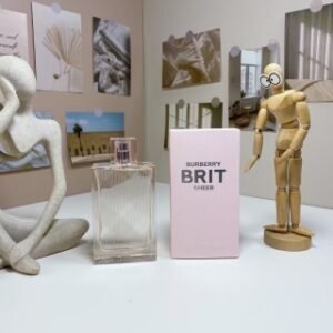 💹50✍️ 专柜版本
巴宝莉粉红恋歌100ml
巴宝莉英伦男士100ml
巴宝莉英伦女士100ml