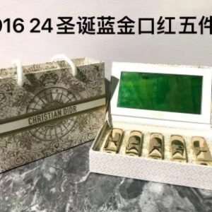 💹60✍️专柜版本
迪奥圣诞蓝金口红五件套
(2024 迪奥金色蓝金磁吸口红五件套)，配中文标礼袋 ，套装包含色号:999#284#374#994#777#.