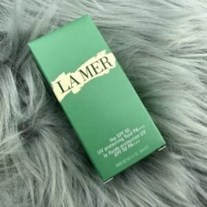💹20✍️明通版本，中样20ml
海蓝之谜防晒20ml中小样
对版壳子 膏体对版对味
带防晒功效 
打12 件288