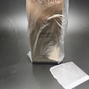 💹95✍️✍️明通版本
兰蔻菁纯精华乳30ml/明通版🔜40Y31D编码!细节全对版,明通市场认可版本✔️兰蔻菁纯小蛮腰精华乳30ml。淡纹面部紧致细腻丰盈保湿。适合肤质:任何肌肤,但不表示任何人都不会过敏的哦!所含成分:1、菁纯柑橘精油,2、盈润山茶精油。淡黄色乳液质地,推开之后,会呈现粉色~还带有淡淡的玫瑰香~提取浓缩了50倍的菁纯永盛玫瑰凝萃,激活细胞活性总开关AMPK,从根源提高细胞活性,达到提拉紧致,全面抗老效果!