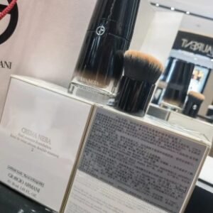 💹68✍️专柜版本
阿玛尼黑钥匙粉底液30ml！色号：01#，02#，03#。