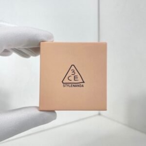 💹15✍️专柜版本
3ce单色高光盘4.8g ，3个色号🔜open side# ，gentl beige# ，all rounder# ，低价跑量款 打12 件480