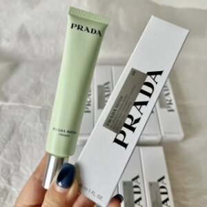💹28✍️专柜版本
普拉达柔焦妆前乳30ml.可配中文标.需要下单备注！