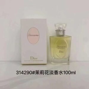 💹55✍️专柜版本
迪奥茉莉花女士淡香100ml
迪奥永恒的爱女士淡香100ml