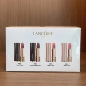 💹68✍️专柜版本
可配礼袋+中文标,礼精盒致,带塑封,新口版红包材,logo凸有起手感,口红体膏对色对味,支对持比✔️兰蔻小蛮腰口红小样四件套!内含:1.6g*4。色号:黑管196+296,粉管273+274。