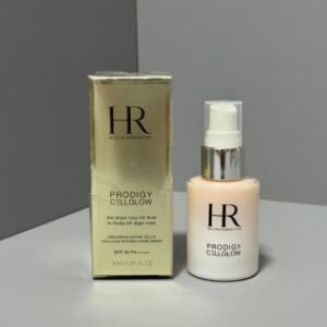 💹20✍️专柜版本
HR赫莲娜高光防晒30ml🔜实拍📸现货❗️HR高光防晒乳30毫升✔质地是流动性很强的水润型乳液,延展性,轻透性都非常棒,使用感柔滑,细腻,用后皮肤完全呈现高光水光肌的感觉,细微的润色,皮肤非常的细腻,光泽感很强!SPF50,PA++++,一款兼具防晒美肤功效的防晒!超适合现在这种外出需要戴口罩的,超爱的💢