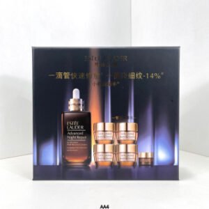 💹155✍️明通版本
雅诗兰黛小棕瓶特润智妍组合六件套!内含:小棕瓶特润精华75ml,1拖5礼盒。