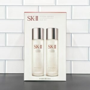 💹190✍️明通版本，一套
💹95✍️明通版本，单只
sk2神仙水两件套明通版 230ml*2 细节全对版 味道对香 市面最高版本 非流通普货 正品质量直供 支持对比 配海免3标+专柜中文标 原箱规格件12