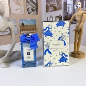 💹50✍️专柜版本
2024祖马龙圣诞蓝风铃100ml