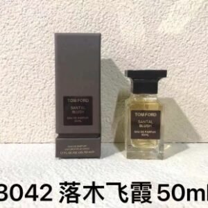 💹45✍️专柜版本
3042TF落木飞霞50ml！