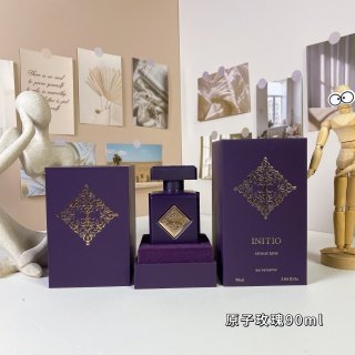💹75✍️专柜版本
原子玫瑰90ml
因提诺私人香氛
Initio Parfums Prives Atomic Rose, 2019
品牌:因提诺私人香氛
属性:中性香
香调:花香东方调
前调:粉红胡椒希蒂莺香柠檬
中调:玫瑰茉莉
后调:香草琥珀