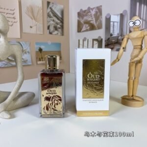 💹55✍️专柜版本
兰蔻乌木与花束100ml
Lancome Oud Bouquet, 2016
品牌：兰蔻
调香师：Fabrice Pellegrin
属性：中性香
香调：木质东方调
气味：果仁糖沉香（乌木）玫瑰香草愈创木苦配巴香脂