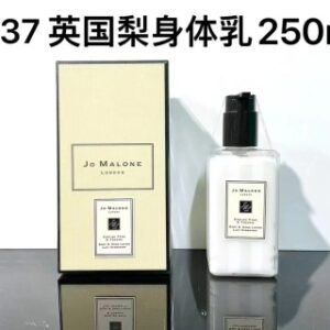💹45✍️专柜版本，祖马龙身体乳250ml
250英国梨身体乳
250蓝风铃身体乳
250青柠身体乳
250海盐身体乳
250橙花身体乳
250红玫瑰身体乳
250杏桃花身体乳