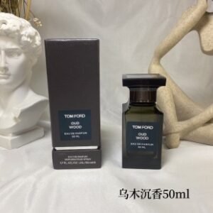 💹45✍️专柜版本
TF乌木沉香50ml 打12 件48