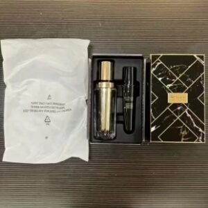 💹220✍️明通版本
雅诗兰黛国柜现货,黑松露黑钻光璨精华套装
抗衰抚纹,箱规24,佩中文标