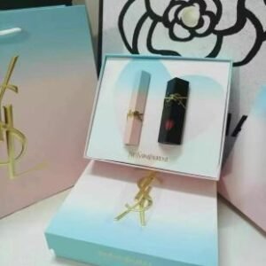 💹115✍️明通版本,
💹85✍️专柜版本,
圣罗兰马克龙口红唇釉两件套,内含:
可选色号:马克龙口红77-1966
可选色号:圣罗兰爱心浮雕限定黑管唇釉 正装5.5ml
色号:44.403.416.440.610.621.622.611.614
圣罗兰爱心哑光黑管绒雾唇釉 正装5.5ml
色号:201.202.216.231.234.236
圣罗兰黑管唇釉423.432.435.610.416.407.
409.425.434.420.433.417.411.
402.413.428.408.441.440.431