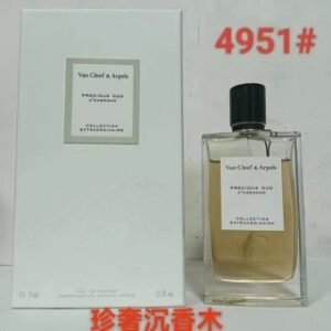 💹72✍️专柜版本
梵克雅宝75ml!味道:4951珍奢沉香木,6045云柔广霍,08645月光白雪檀,078795月光广霍,39472月光玫瑰,18941杏香雪松木。