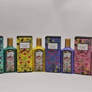 💹45✍️专柜版本,
古驰绮梦系列 香水100ml🔜
绮梦 粉色栀子花
绮梦 栀子花馥郁版
绮梦 绿色茉莉花
绮梦 紫色木兰花
绮梦 黄色香兰草。