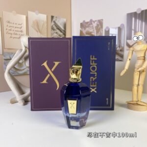 💹80✍️专柜版本
希爵夫JTC系列-尽在不言中100ml
Xerjoff More Than Words, 2012
品牌:希爵夫
调香师:Chris Maurice
属性:中性香
香调:木质东方调
气味:沉香(乌木)果香花香东方香料龙涎香木质香乳香劳丹脂
