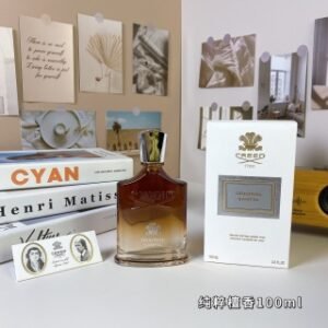 💹50✍️专柜版本
克雷德信仰纯粹檀香香水100ml
🔜 一比一质量❗克雷德纯粹檀香（原始檀香）100ml
Creed Original Santal, 2024
品牌：恺芮得
调香师：Olivier CreedErwi.
属性：中性香
香调：木质东方调
前调：杜松子芫荽生姜迷迭香香柠檬橘子
中调：檀香木薰衣草橙花天竺葵
后调：零陵香豆麝香雪松橡木苔