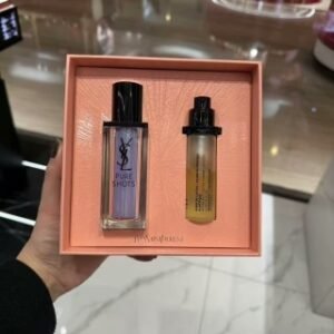 💹230✍️明通版本
新品二代圣罗兰日夜皇后精华限定礼盒两件套,包含:日皇后精华30ml正装+夜皇后精华30ml替换芯,配手提袋,产品是明通版的,和单品一样质量的,不是市场普通货,官网同步礼盒!