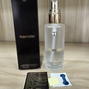 💹35✍️专柜版本
TF定妆喷雾95ML！
