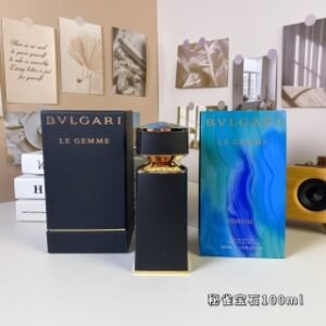 💹80✍️专柜版本
秘雀宝石100ml
宝格丽珠宝世家系列-
Bvlgari Le Gemme Orom, 2022
品牌：宝格丽
属性：男香
香调：美食东方调
前调：香草
中调：安息香脂
后调：沉香（乌木）