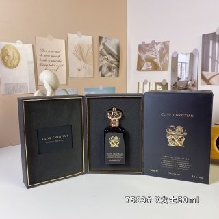 💹65✍️专柜版本
7589# X女士50ml
Clive Christian X For Women
品牌:克莱夫·克里斯蒂安
属性:女香
香调:果香西普调
前调:桃子菠萝大黄橘子香柠檬常春藤
中调:茉莉鸢尾根玫瑰木犀草铃兰
后调:广藿香麝香香草劳丹脂香根草雪松