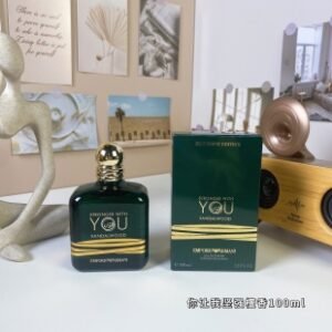 💹50✍️专柜版本
阿玛尼 你让我坚强女士檀香版100ml